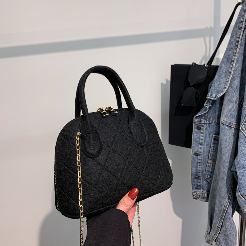 AMÉLISE SAC CHAÎNE EN FEUTRE