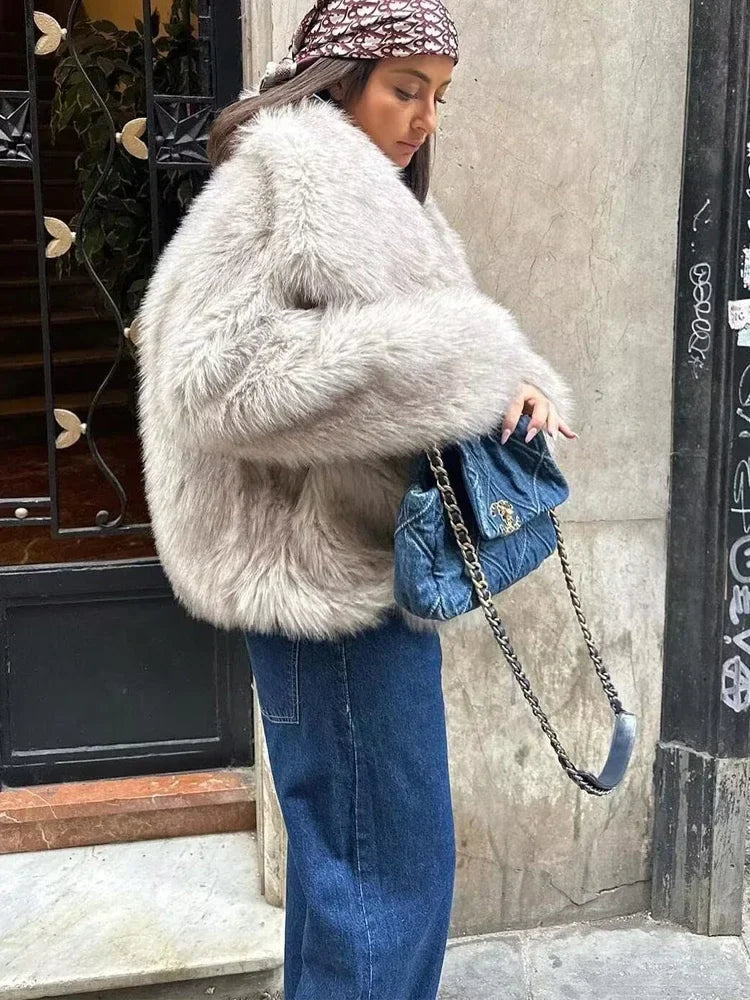 Essence® | Chloé